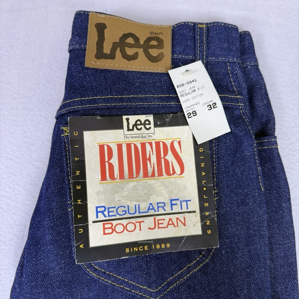 VTG NWT Lee Riders Regular Fit Boot Cut Jeans Made in USA 29x32 Deadstock 90s